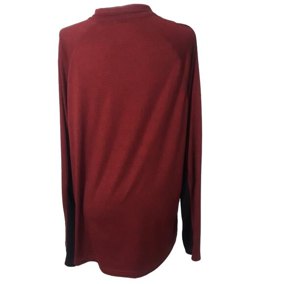 Reebok 1/4 Zip Pullover - Picture 4 of 8